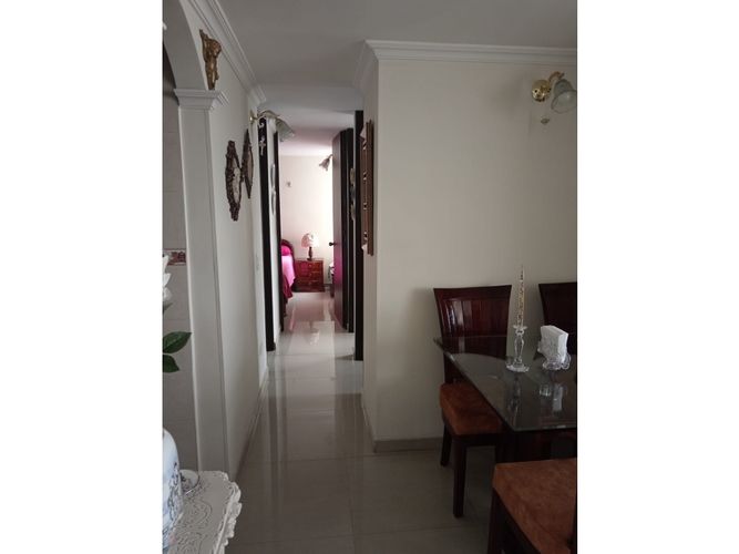 Apartamento de 3 alcobas en venta en Timiza, Bogotá, 58 m² · foto 4 de 17