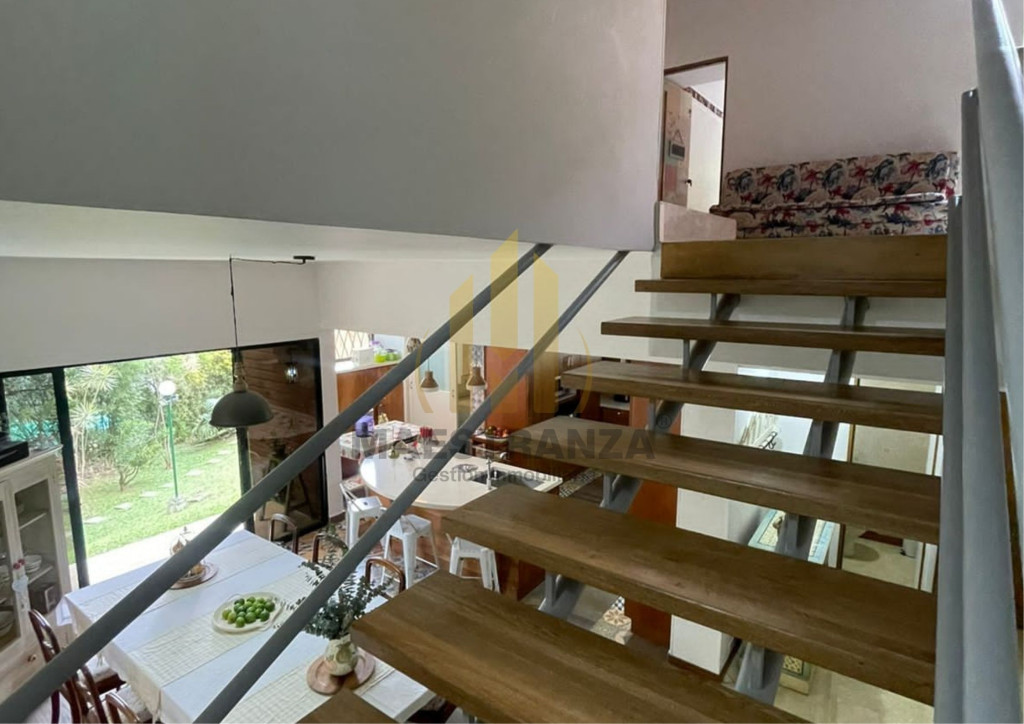Casa en arriendo en El Poblado, Medellín · foto 6 de 18