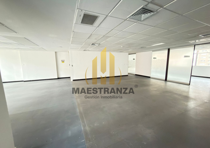 Oficina en venta en Villa Carlota, Medellín, 507 m² · foto 8 de 24