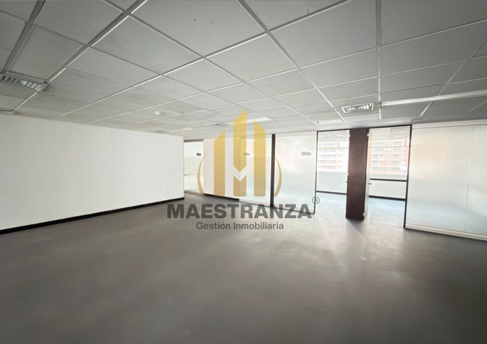 Oficina en venta en Villa Carlota, Medellín, 507 m² · foto 10 de 24