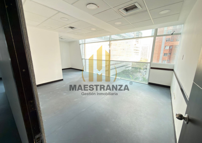 Oficina en venta en Villa Carlota, Medellín, 507 m² · foto 15 de 24