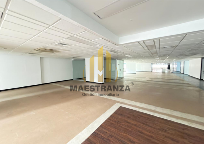 Oficina en venta en Villa Carlota, Medellín, 1013 m² · foto 17 de 21