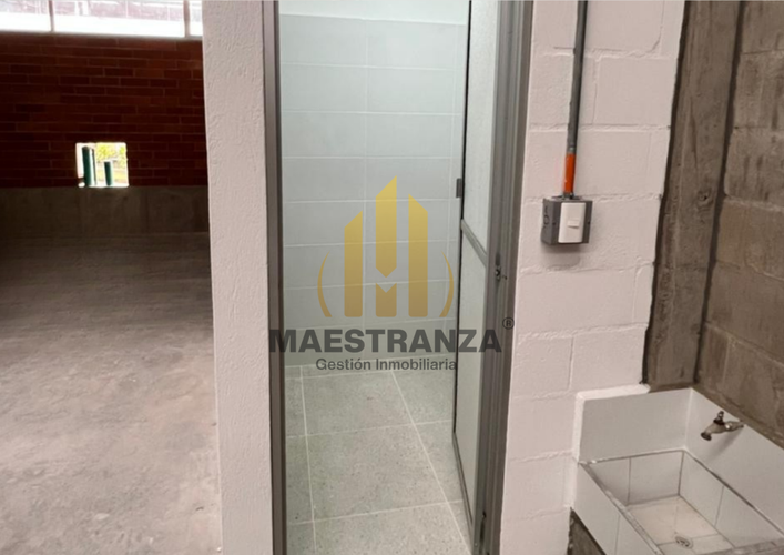 Bodega en venta en Simon Bolivar Sb (Centro), Copacabana, 715 m² · foto 8 de 9