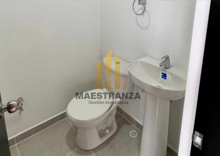 Bodega en venta en Simon Bolivar Sb (Centro), Copacabana, 715 m² · foto 9 de 9