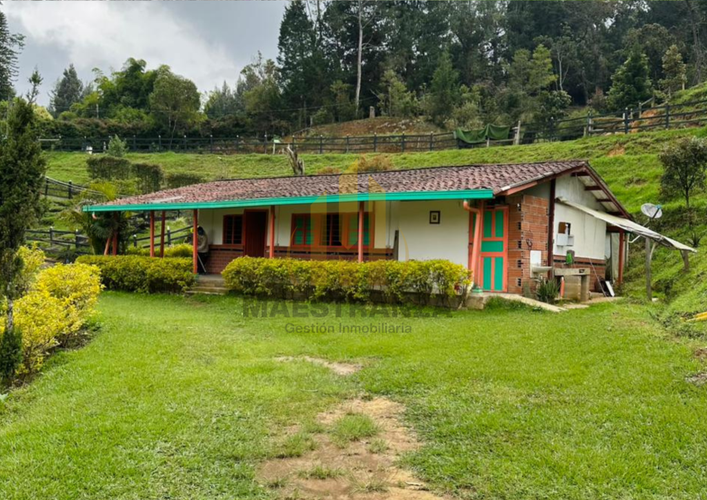 Finca en venta en La Charanga, Guarne, 200 m² · foto 7 de 16