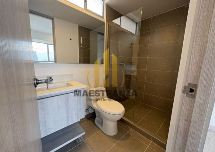 Apartamento de 3 alcobas en arriendo en Villa Carlota, Medellín, 100 m² · foto 6 de 13