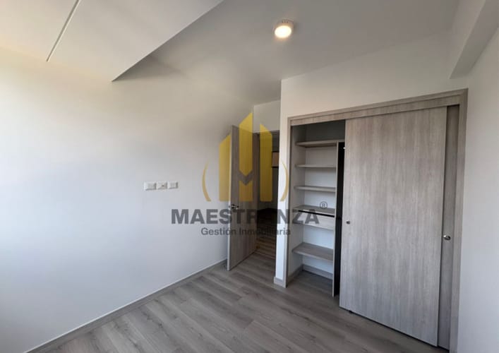 Apartamento de 3 alcobas en arriendo en Villa Carlota, Medellín, 100 m² · foto 9 de 13