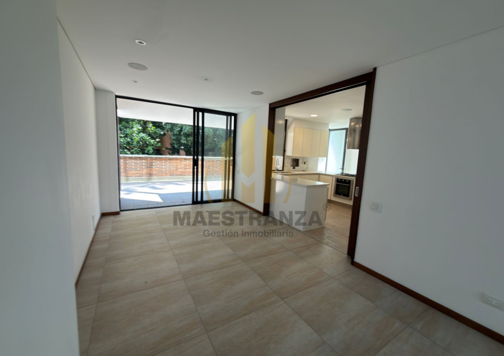 Apartamento en arriendo en El Poblado, Medellín · foto 5 de 24