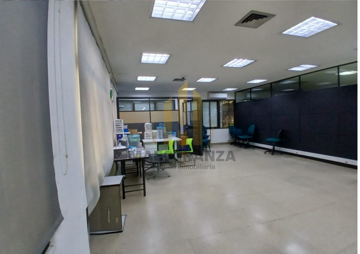 Oficina en arriendo en Las Vegas, Itagüí, 233 m² · foto 8 de 12