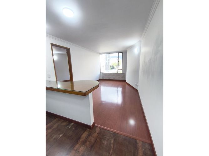 Apartaestudio en venta en El Contador, Bogotá, 40 m² · foto 3 de 24
