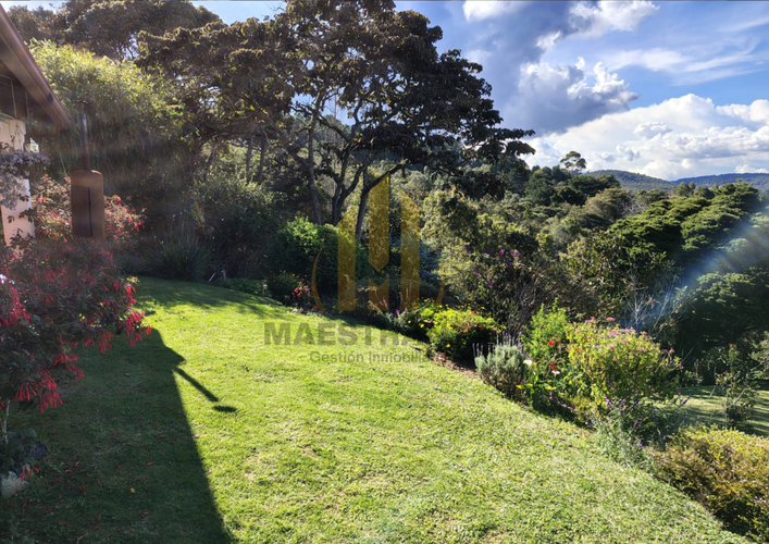 Finca en venta en Santa Elena, Medellín, 180 m² · foto 3 de 24