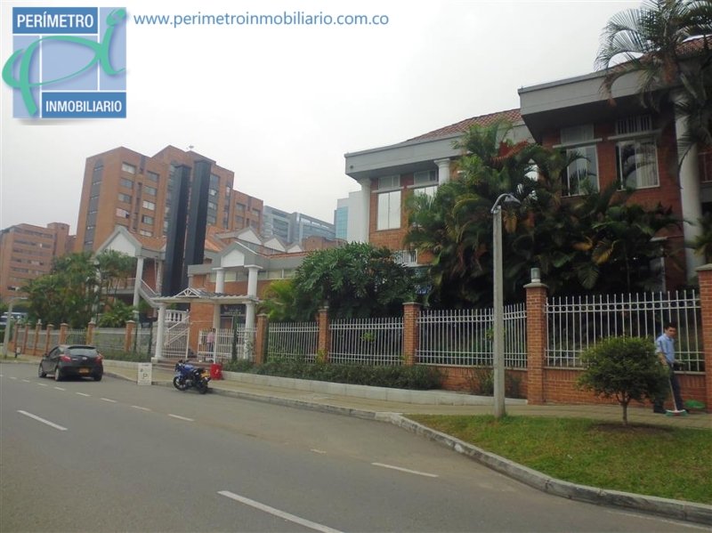 Office for rent in Milla de Oro, Medellín