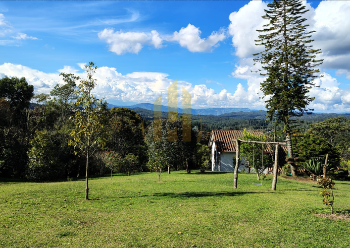 Finca en venta en Santa Elena, Medellín, 180 m² · foto 8 de 24