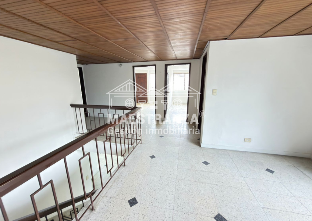 Casa en arriendo en Conquistadores, Medellín · foto 6 de 24