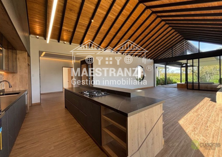 Casa de 4 alcobas en venta en Centro, Rionegro, 464 m² · foto 6 de 22