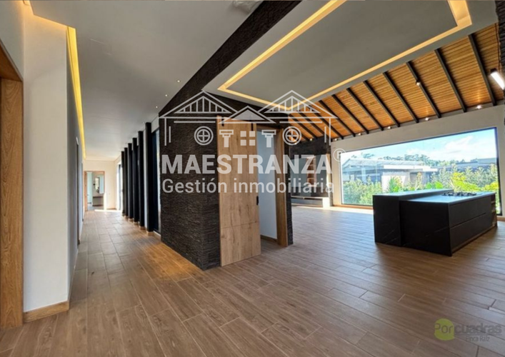 Casa de 4 alcobas en venta en Centro, Rionegro, 464 m² · foto 9 de 22