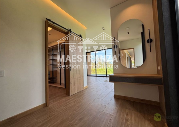 Casa de 4 alcobas en venta en Centro, Rionegro, 464 m² · foto 10 de 22