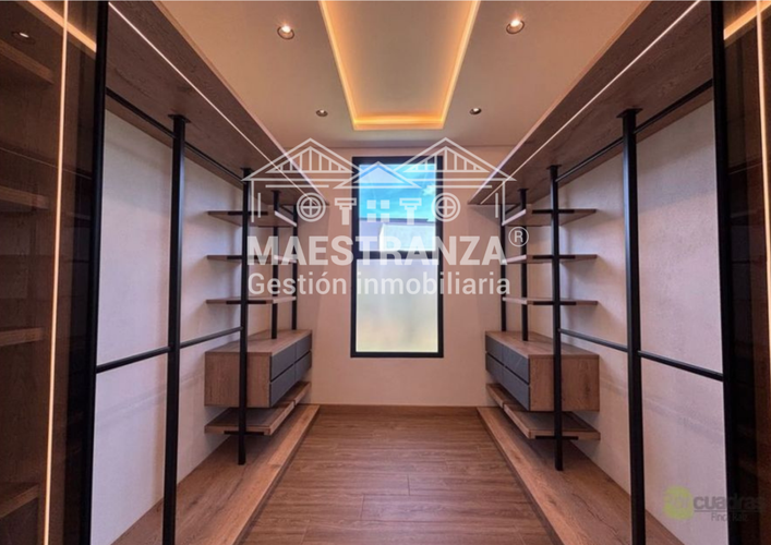 Casa de 4 alcobas en venta en Centro, Rionegro, 464 m² · foto 13 de 22