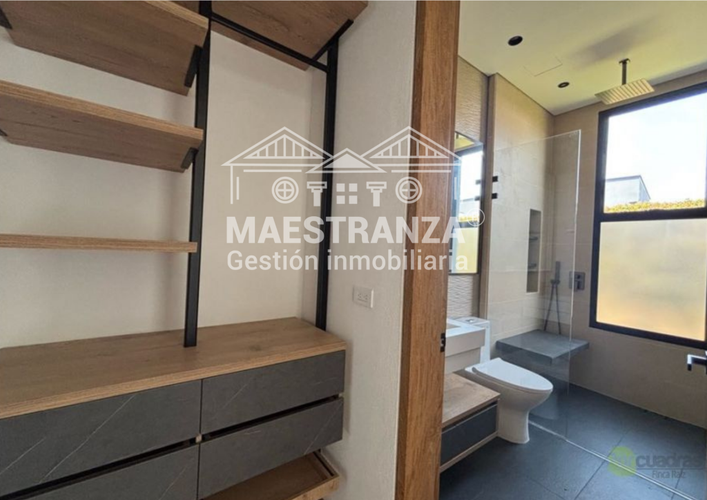 Casa de 4 alcobas en venta en Centro, Rionegro, 464 m² · foto 18 de 22