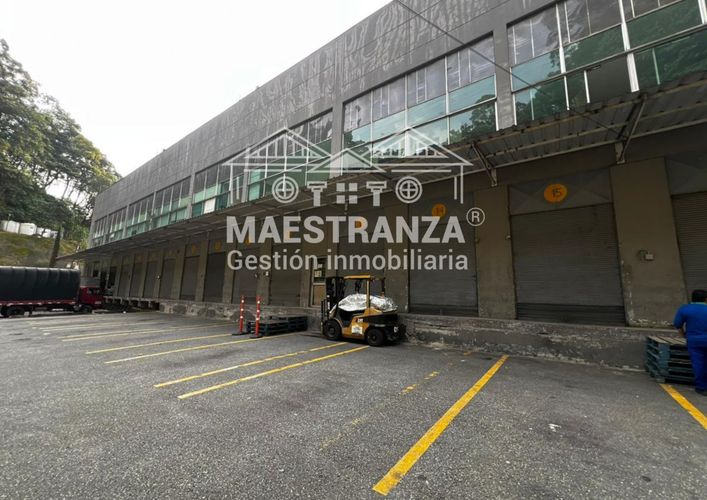 Bodega en arriendo en Pan De Azucar, Sabaneta, 1750 m² · foto 8 de 8