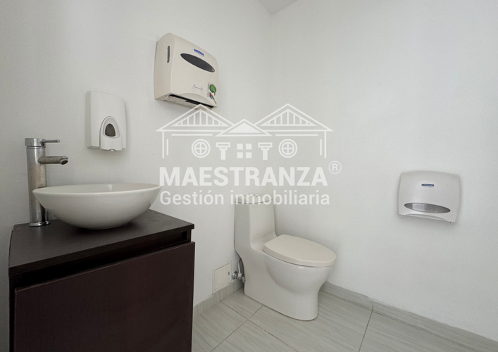 Local en venta en San Bernardo, Medellín, 188 m² · foto 13 de 16