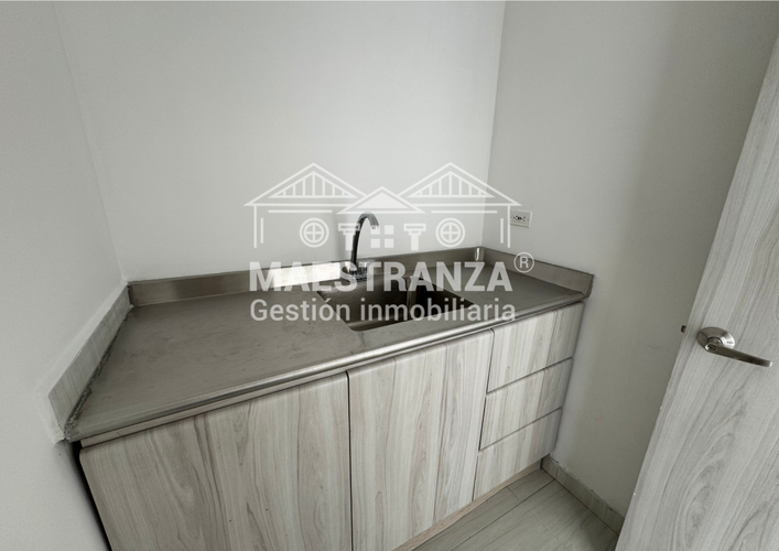 Local en venta en San Bernardo, Medellín, 188 m² · foto 14 de 16