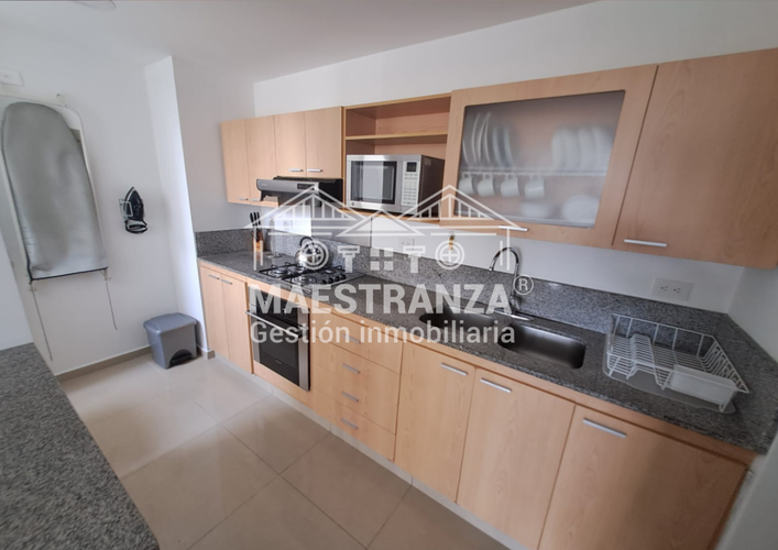 Apartamento de 2 alcobas en arriendo en Los Balsos, Medellín, 100 m² · foto 4 de 13