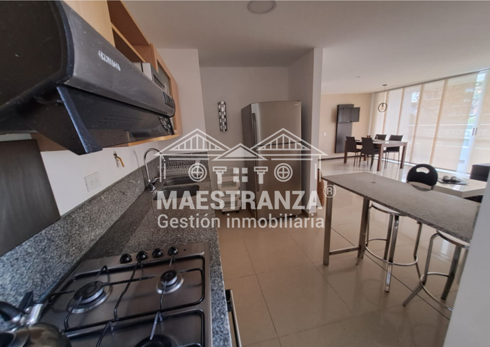 Apartamento de 2 alcobas en arriendo en Los Balsos, Medellín, 100 m² · foto 5 de 13
