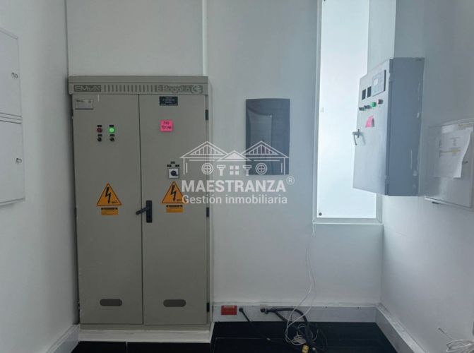 Local en venta en El Poblado, Medellín, 285 m² · foto 20 de 24