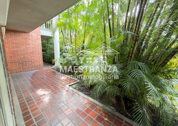 Consultorio en arriendo en La Aguacatala, Medellín, 46 m² · foto 10 de 12