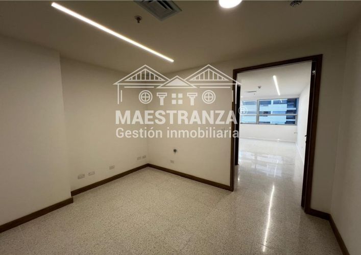 Consultorio en arriendo en Ciudad Del Río, Medellín, 40 m² · foto 3 de 5