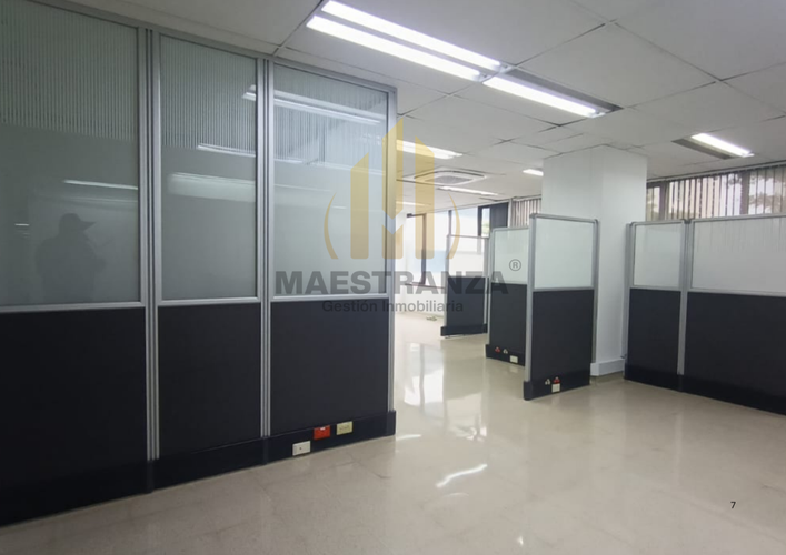 Oficina en arriendo en Patio Bonito, Medellín, 140 m² · foto 8 de 10