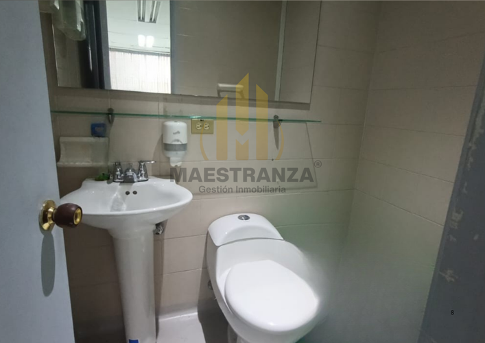 Oficina en arriendo en Patio Bonito, Medellín, 140 m² · foto 9 de 10