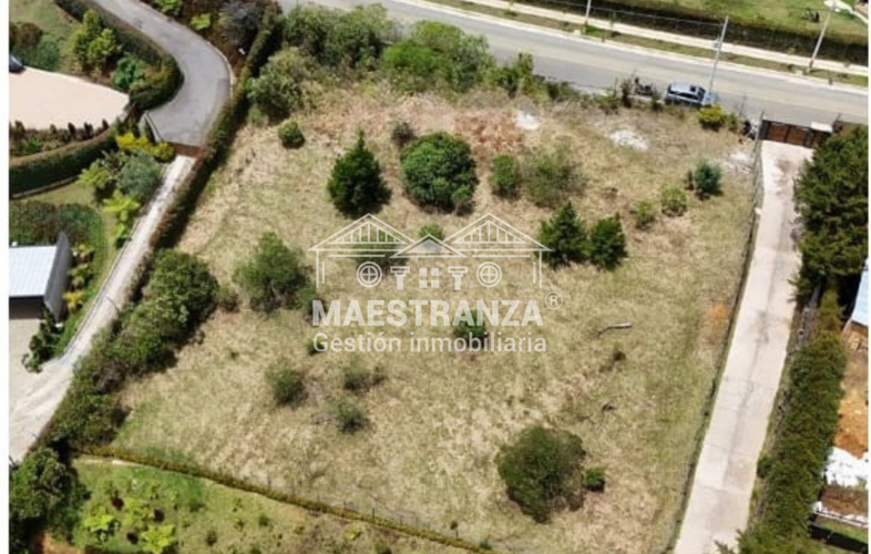 Lote en venta en Loma Del Chocho, Envigado, 2105 m² · foto 2 de 4