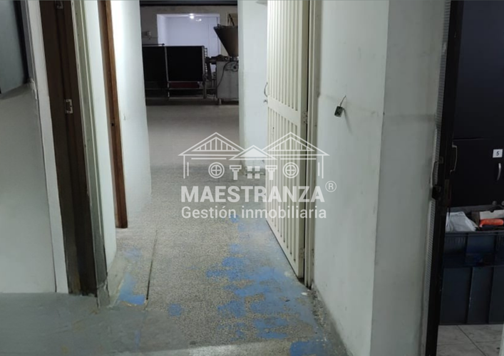 Bodega en venta en Trinidad, Medellín, 950 m² · foto 17 de 24