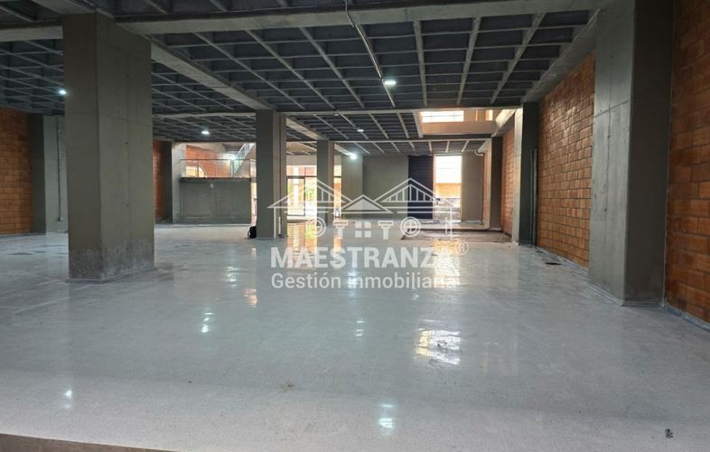 Edificio en arriendo en Perpetuo Socorro, Medellín, 3000 m² · foto 3 de 21