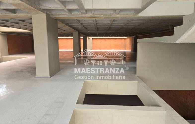 Edificio en arriendo en Perpetuo Socorro, Medellín, 3000 m² · foto 17 de 21