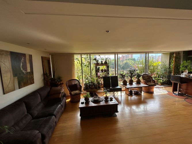 Apartamento de 3 alcobas en venta en La Florida, Medellín, 134 m² · foto 4 de 24