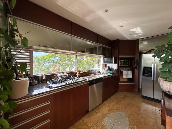 Apartamento de 3 alcobas en venta en La Florida, Medellín, 134 m² · foto 8 de 24