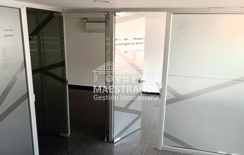 Local en arriendo en La Floresta, Medellín, 600 m² · foto 8 de 24