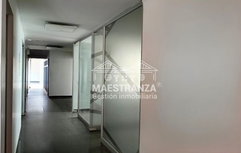 Local en arriendo en La Floresta, Medellín, 600 m² · foto 9 de 24