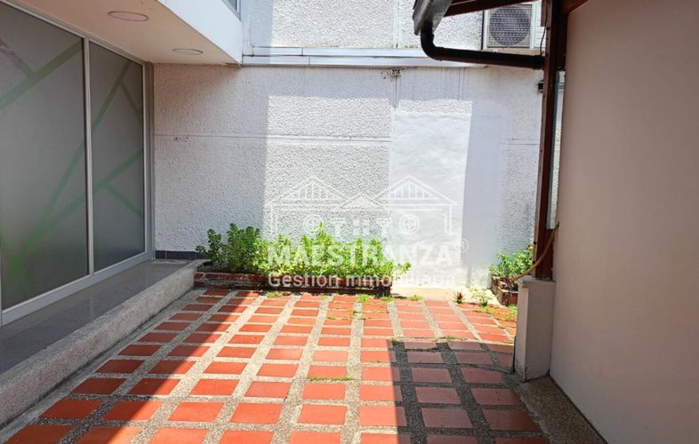 Local en arriendo en La Floresta, Medellín, 600 m² · foto 20 de 24