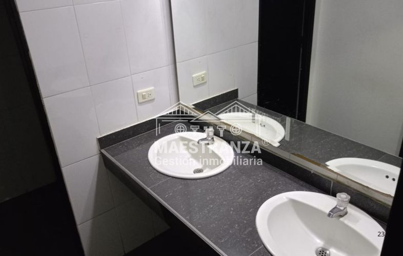 Local en arriendo en La Floresta, Medellín, 600 m² · foto 23 de 24