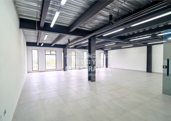 Oficina en arriendo en Belén, Medellín, 205 m² · foto 5 de 8