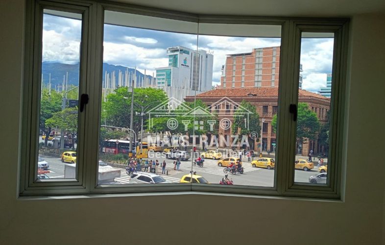 Oficina en arriendo en Guayaquil, Medellín, 252 m² · foto 10 de 24