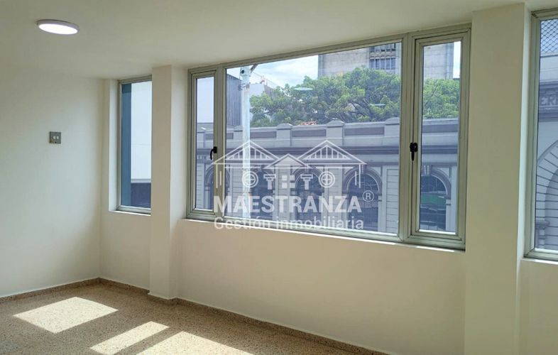Oficina en arriendo en Guayaquil, Medellín, 252 m² · foto 11 de 24