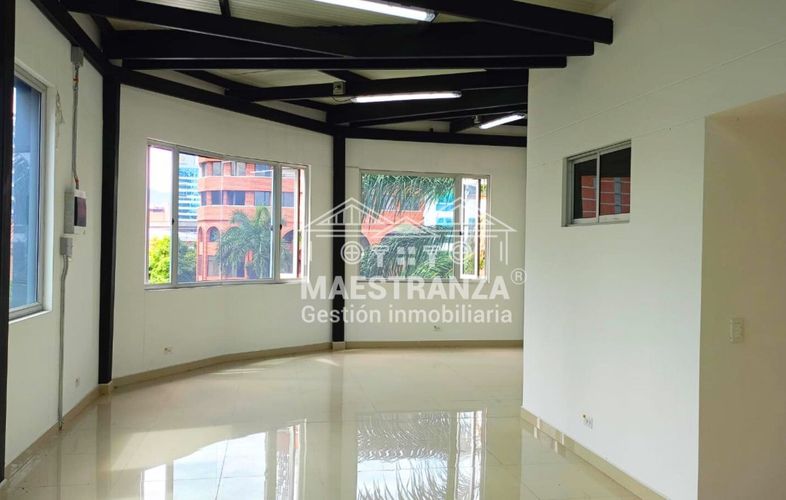 Oficina en arriendo en Guayaquil, Medellín, 252 m² · foto 24 de 24
