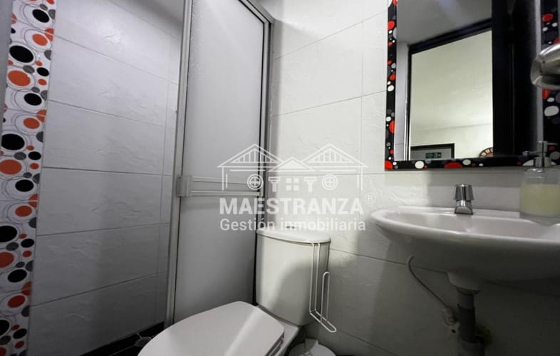 Edificio en venta en Bolivariana, Medellín, 750 m² · foto 8 de 17