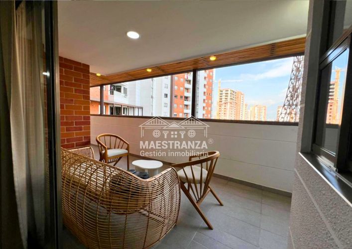 Apartamento de 3 alcobas en venta en Las Lomitas, Sabaneta, 100 m² · foto 3 de 24