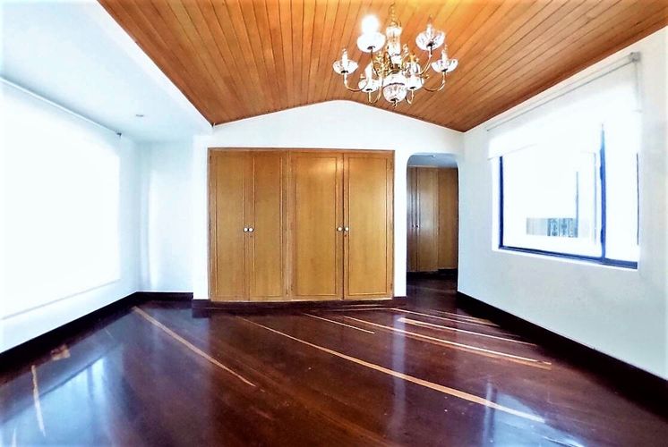 Casa de 5 alcobas en arriendo en Unicentro Bogotá, Bogotá, 752 m² · foto 4 de 24